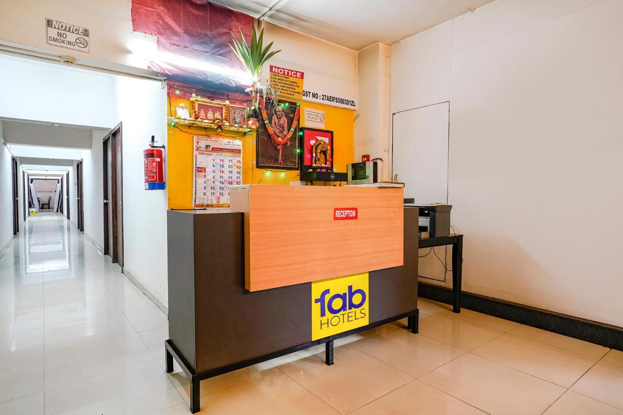 Hotel OYO Flagship 45429 Saubhagya Elite Nashik Exterior foto